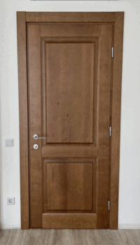 Дерев'яні двері з масиву, виготовлення під замовлення
