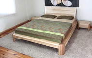 Двуспальная кровать деревянная ясень