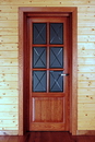 двери деревянные из массива