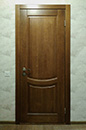 фото деревянные нестандартные двери из массива дуба
